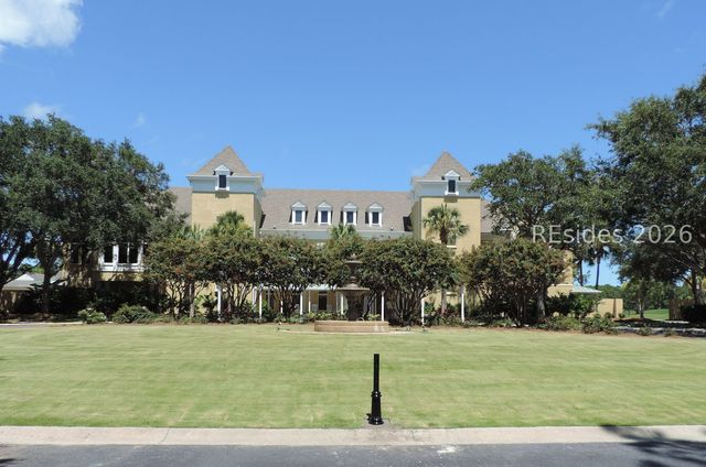 15 Clearwater Ln, Hilton Head Island, SC 29926