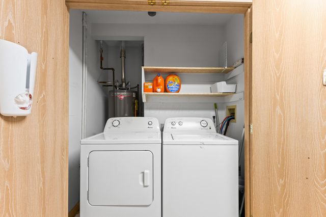 5758 Willow Lake Drive, Grove City, OH 43123