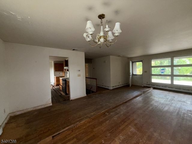 211 Pickle Rd, Washington Twp., NJ 07830