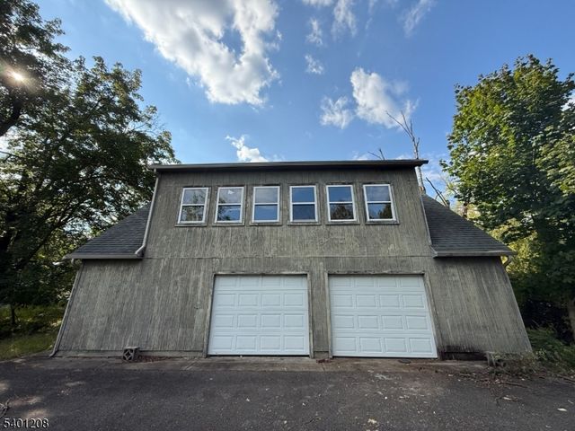 211 Pickle Rd, Washington Twp., NJ 07830