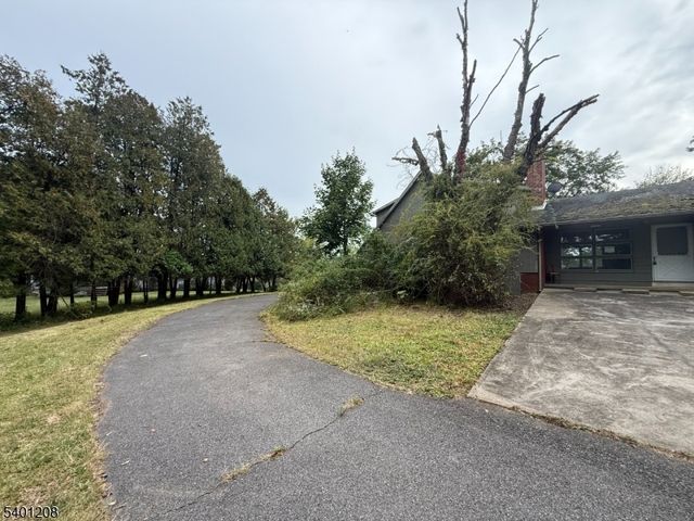 211 Pickle Rd, Washington Twp., NJ 07830