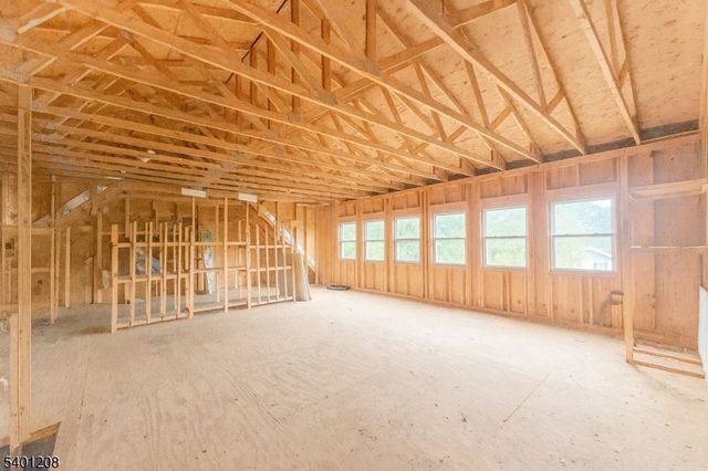 211 Pickle Rd, Washington Twp., NJ 07830