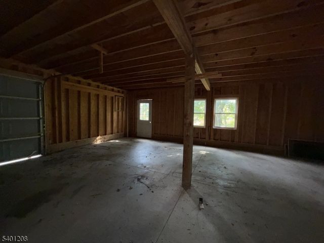 211 Pickle Rd, Washington Twp., NJ 07830