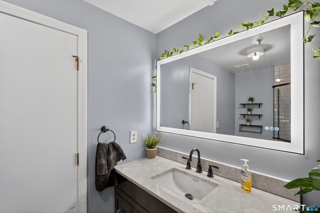 21 Putter Drive 303S, Wallingford, CT 06492