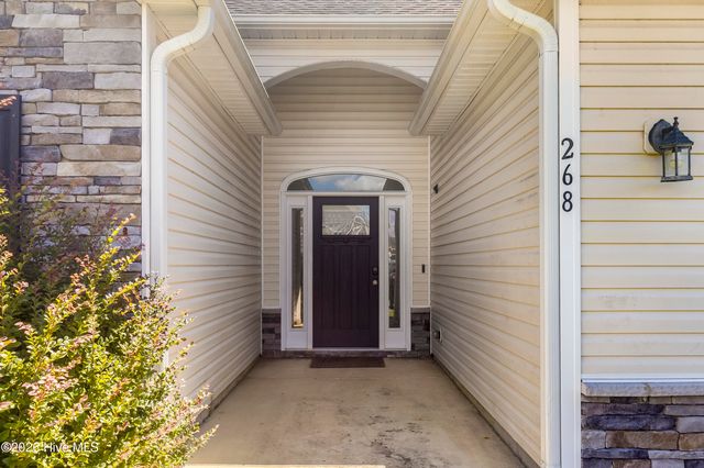 268 Cuddy Court, Sneads Ferry, NC 28460