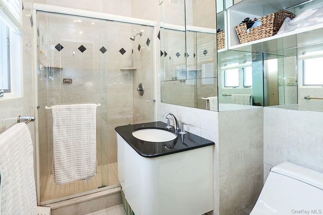 3526 Daniel Crescent, Baldwin Harbor, NY 11510