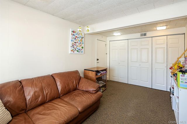 3526 Daniel Crescent, Baldwin Harbor, NY 11510