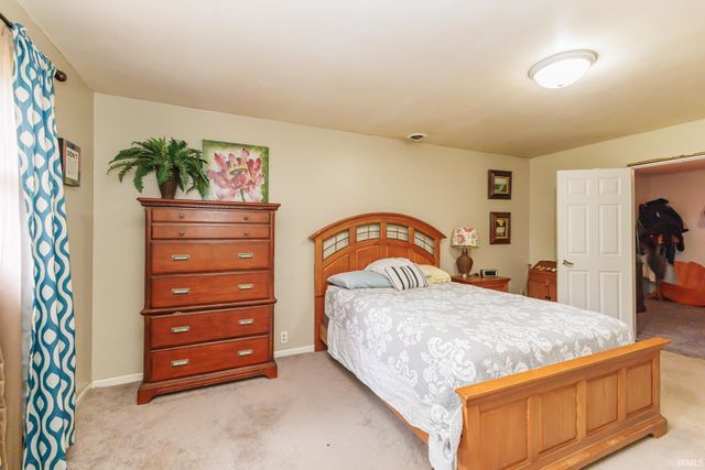 1801 E 24th Street, Muncie, IN 47302