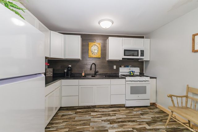 1801 E 24th Street, Muncie, IN 47302