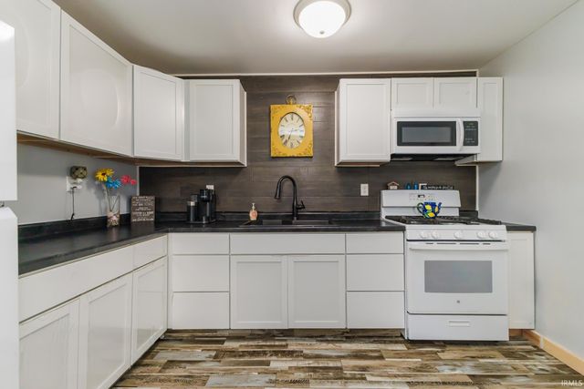 1801 E 24th Street, Muncie, IN 47302