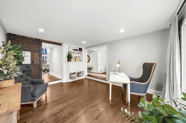 10155 Cresent Hill Lane, Roswell, GA 30076