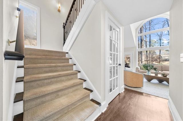 10155 Cresent Hill Lane, Roswell, GA 30076