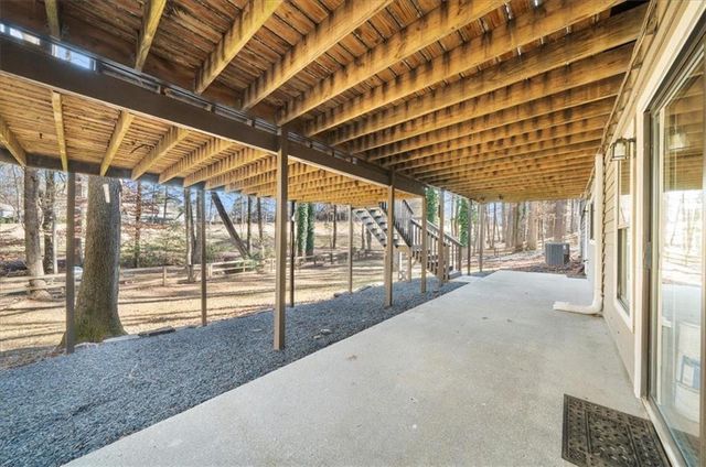 10155 Cresent Hill Lane, Roswell, GA 30076