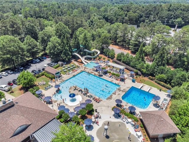 10155 Cresent Hill Lane, Roswell, GA 30076