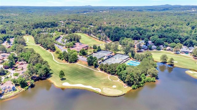 10155 Cresent Hill Lane, Roswell, GA 30076