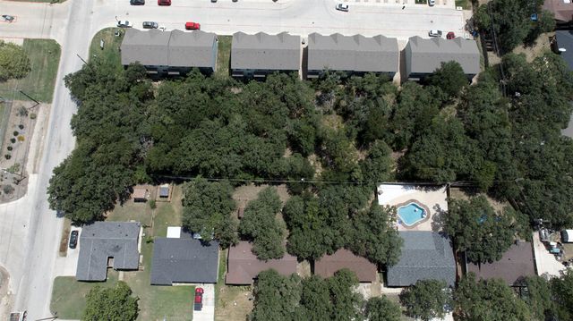 6208 Anglin Drive, Forest Hill, TX 76119