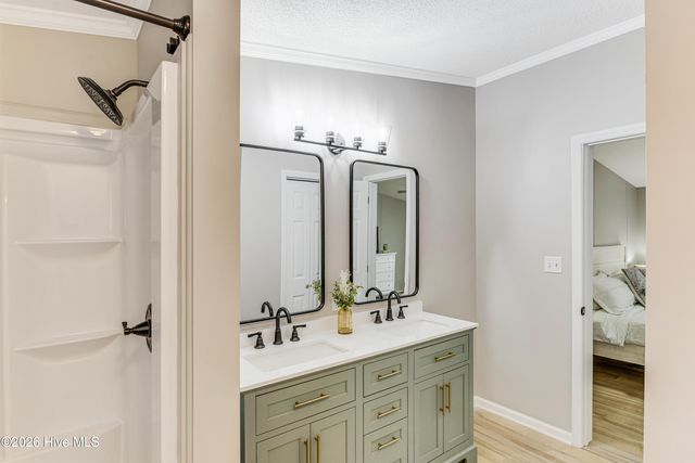 2210 Forest Drive SW, Supply, NC 28462