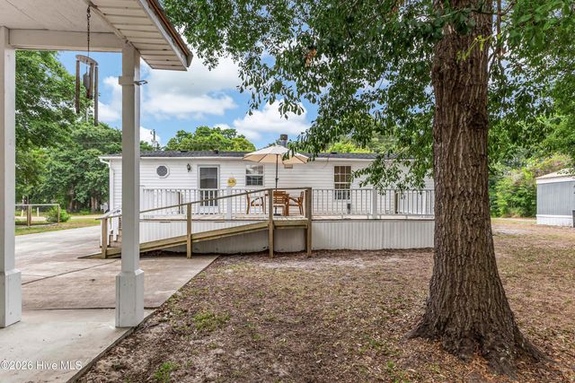 2210 Forest Drive SW, Supply, NC 28462
