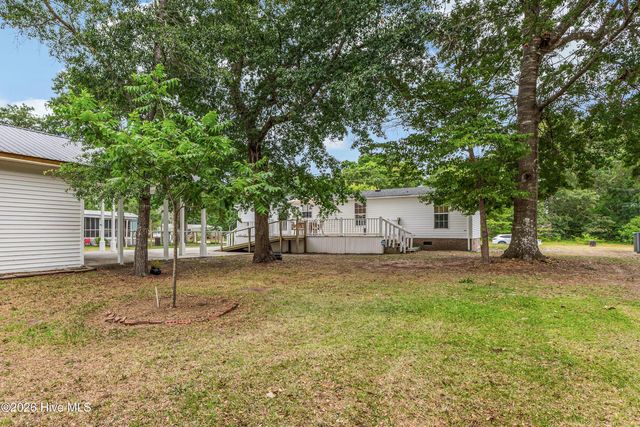 2210 Forest Drive SW, Supply, NC 28462