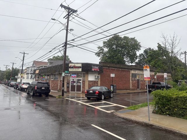 125-133 Billings Rd, Quincy, MA 02171