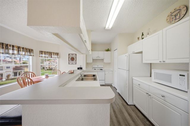 2422 WHITE MAGNOLIA WAY 2422, Sanford, FL 32771