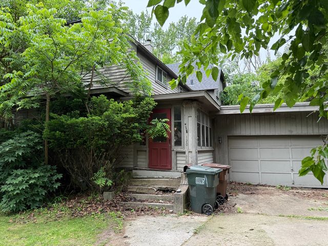 120 S Wabash Avenue, Glenwood, IL 60425