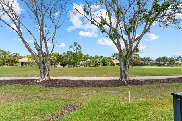 10475 SW Lands End Place, Palm City, FL 34990
