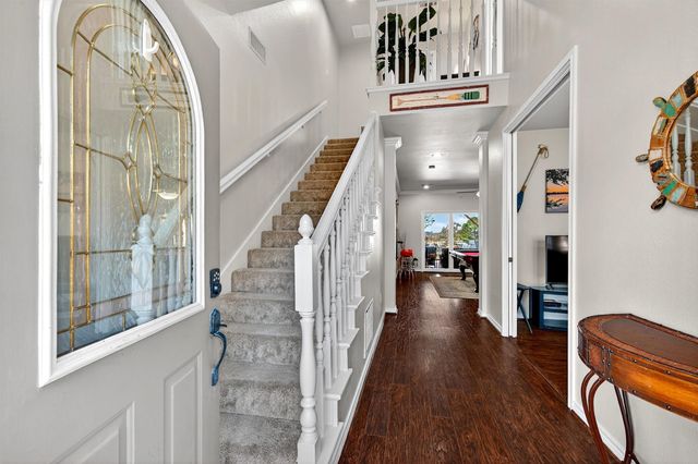 100 Mohawk Cove, Lake Kiowa, TX 76240