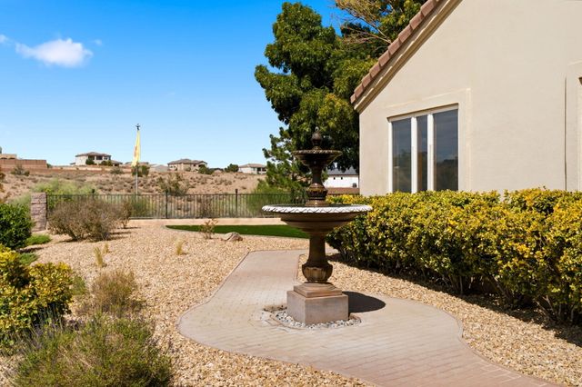 6900 Vatapa Road NE, Rio Rancho, NM 87144