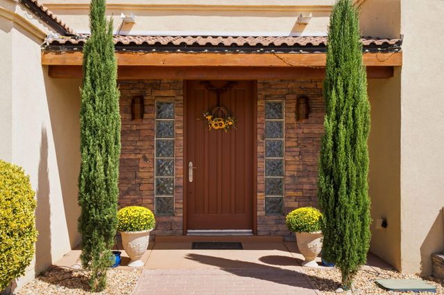 6900 Vatapa Road NE, Rio Rancho, NM 87144