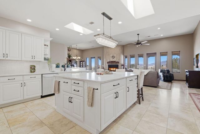 6900 Vatapa Road NE, Rio Rancho, NM 87144