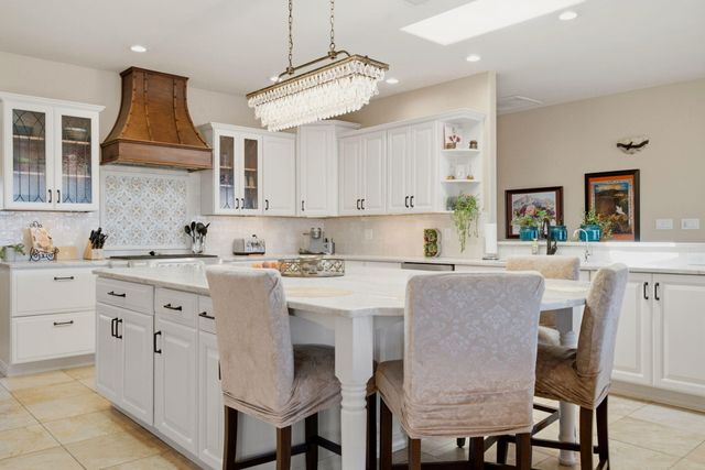 6900 Vatapa Road NE, Rio Rancho, NM 87144