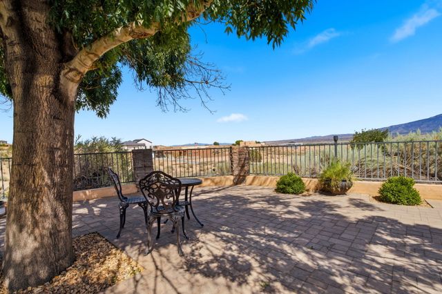 6900 Vatapa Road NE, Rio Rancho, NM 87144