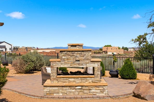 6900 Vatapa Road NE, Rio Rancho, NM 87144