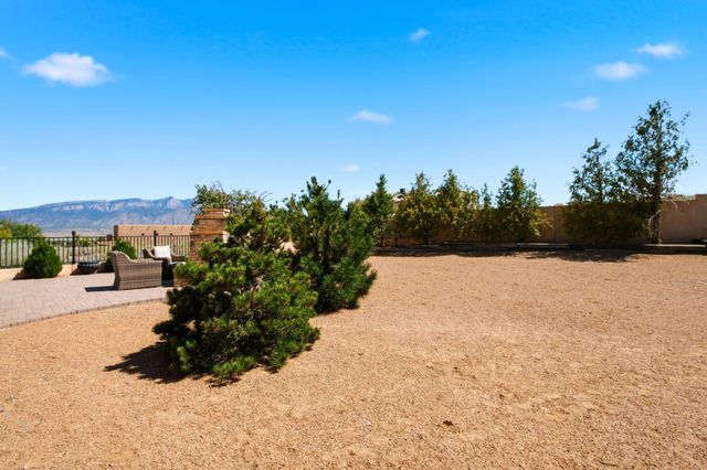 6900 Vatapa Road NE, Rio Rancho, NM 87144