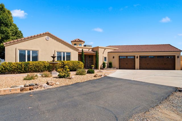 6900 Vatapa Road NE, Rio Rancho, NM 87144