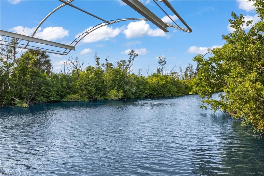 7150 Cobiac DR, ST. JAMES CITY, FL 33956 — photo 3