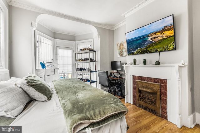 2213 N CAMAC ST, Philadelphia, PA 19133