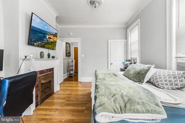 2213 N CAMAC ST, Philadelphia, PA 19133