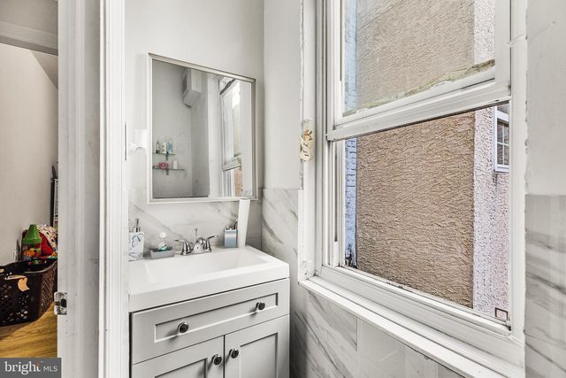 2213 N CAMAC ST, Philadelphia, PA 19133