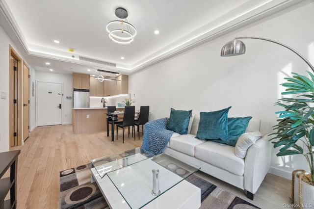 168 E 111th Street 2D, New York (manhattan), NY 10029