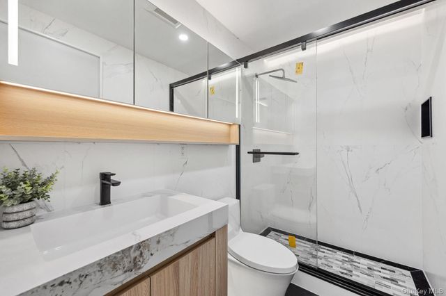 168 E 111th Street 2D, New York (manhattan), NY 10029