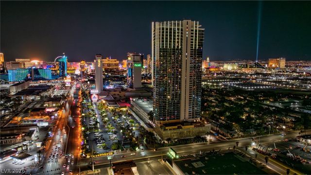 4381 West Flamingo Road 3904, Las Vegas, NV 89103