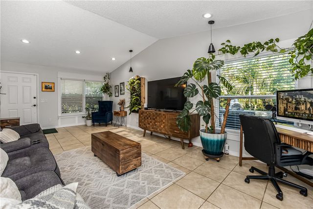 762 Bayharbor Terrace, Sebastian, FL 32958