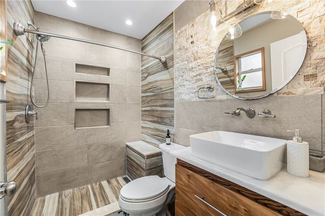 762 Bayharbor Terrace, Sebastian, FL 32958