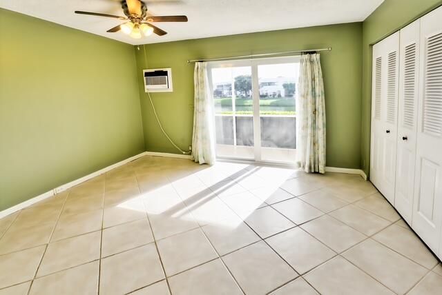 22 Kent B, West Palm Beach, FL 33417