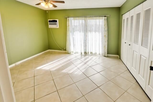 22 Kent B, West Palm Beach, FL 33417