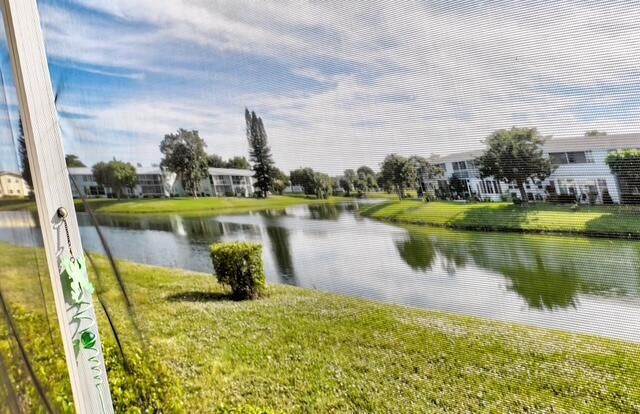 22 Kent B, West Palm Beach, FL 33417