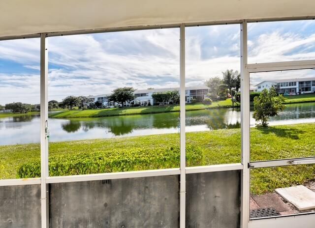 22 Kent B, West Palm Beach, FL 33417