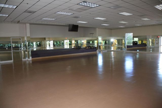 22 Kent B, West Palm Beach, FL 33417